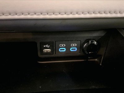 2022 Toyota Highlander Hybrid LE