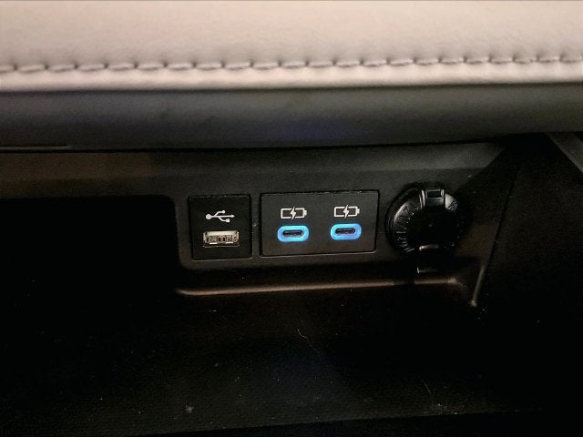 2022 Toyota Highlander Hybrid LE