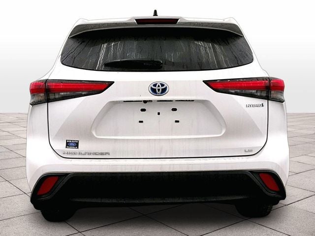 2022 Toyota Highlander Hybrid LE