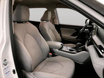 2022 Toyota Highlander Hybrid LE