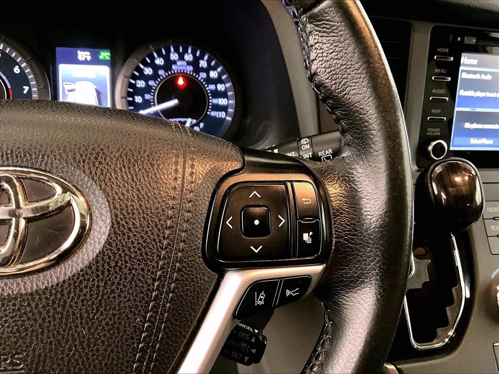 2020 Toyota Sienna XLE