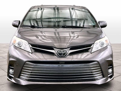 2020 Toyota Sienna XLE