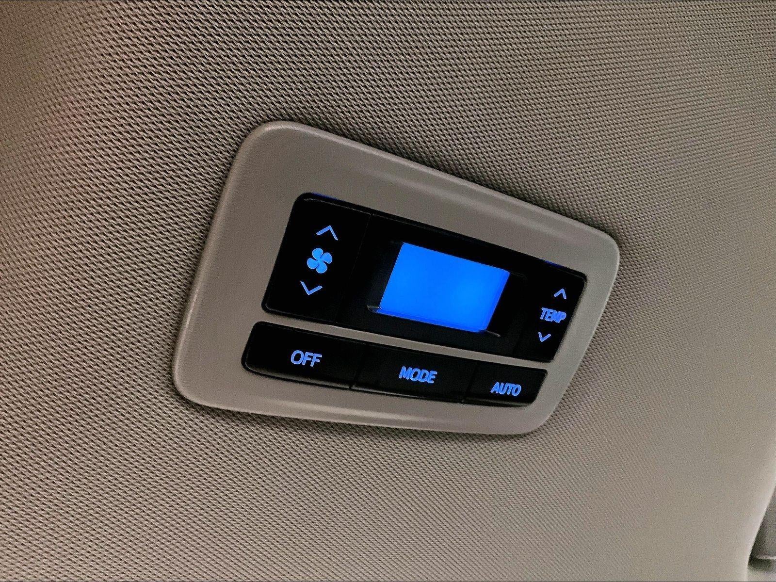 2020 Toyota Sienna XLE