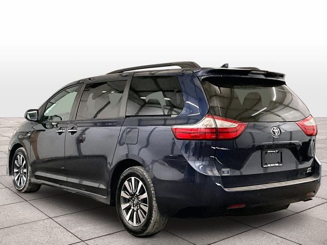 2018 Toyota Sienna XLE 7 Passenger