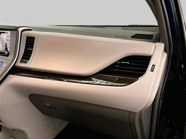 2018 Toyota Sienna XLE 7 Passenger