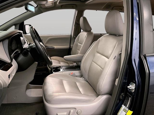 2018 Toyota Sienna XLE 7 Passenger