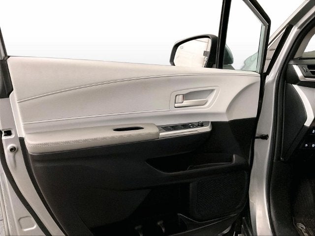 2025 Toyota Sienna LE 8 Passenger