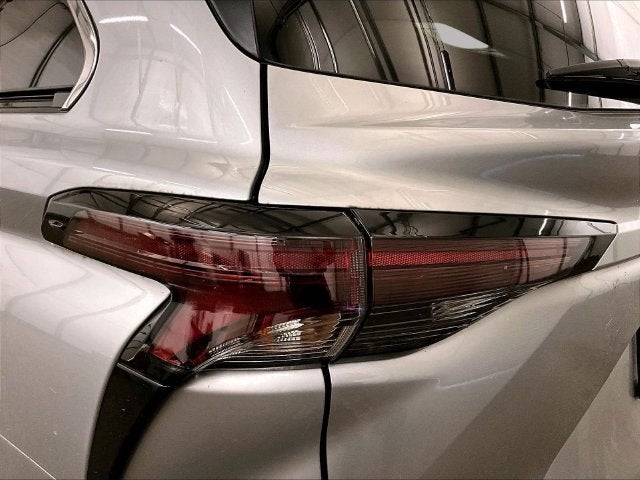 2025 Toyota Sienna LE 8 Passenger