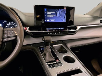 2025 Toyota Sienna LE 8 Passenger