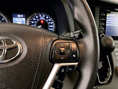 2018 Toyota Sienna LE 8 Passenger