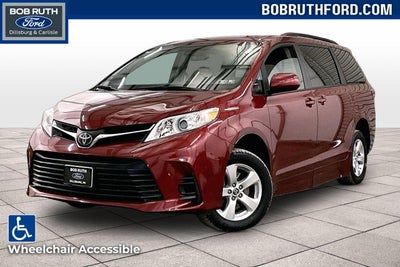 2020 Toyota Sienna LE