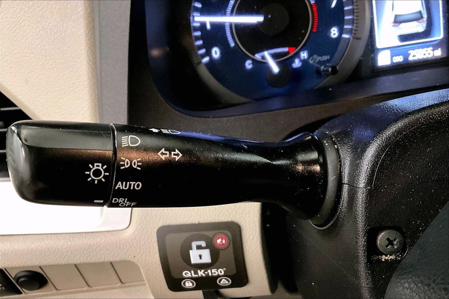 2020 Toyota Sienna LE