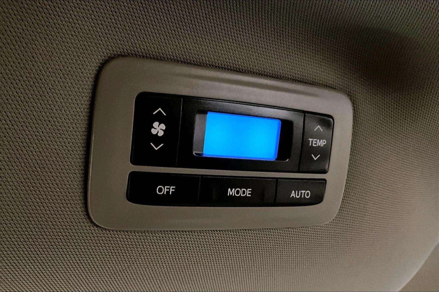 2020 Toyota Sienna LE