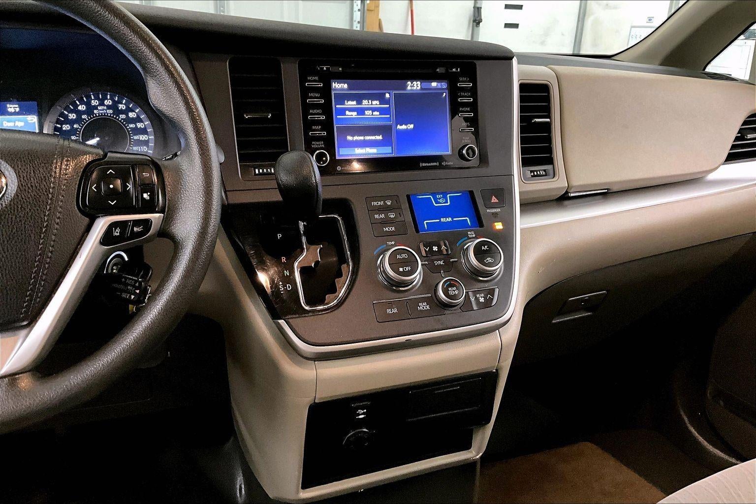 2020 Toyota Sienna LE