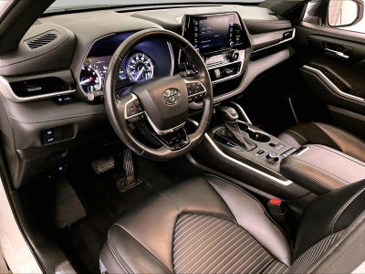 2022 Toyota Highlander XSE