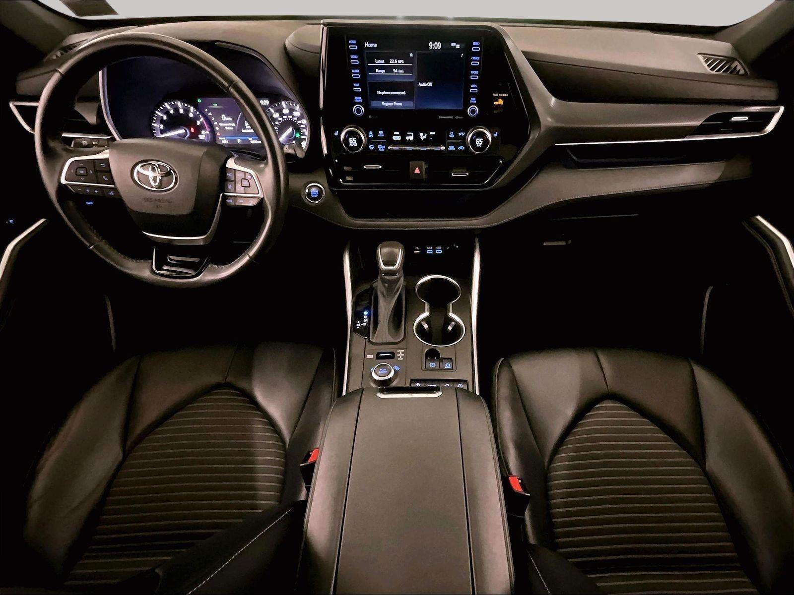 2022 Toyota Highlander XSE