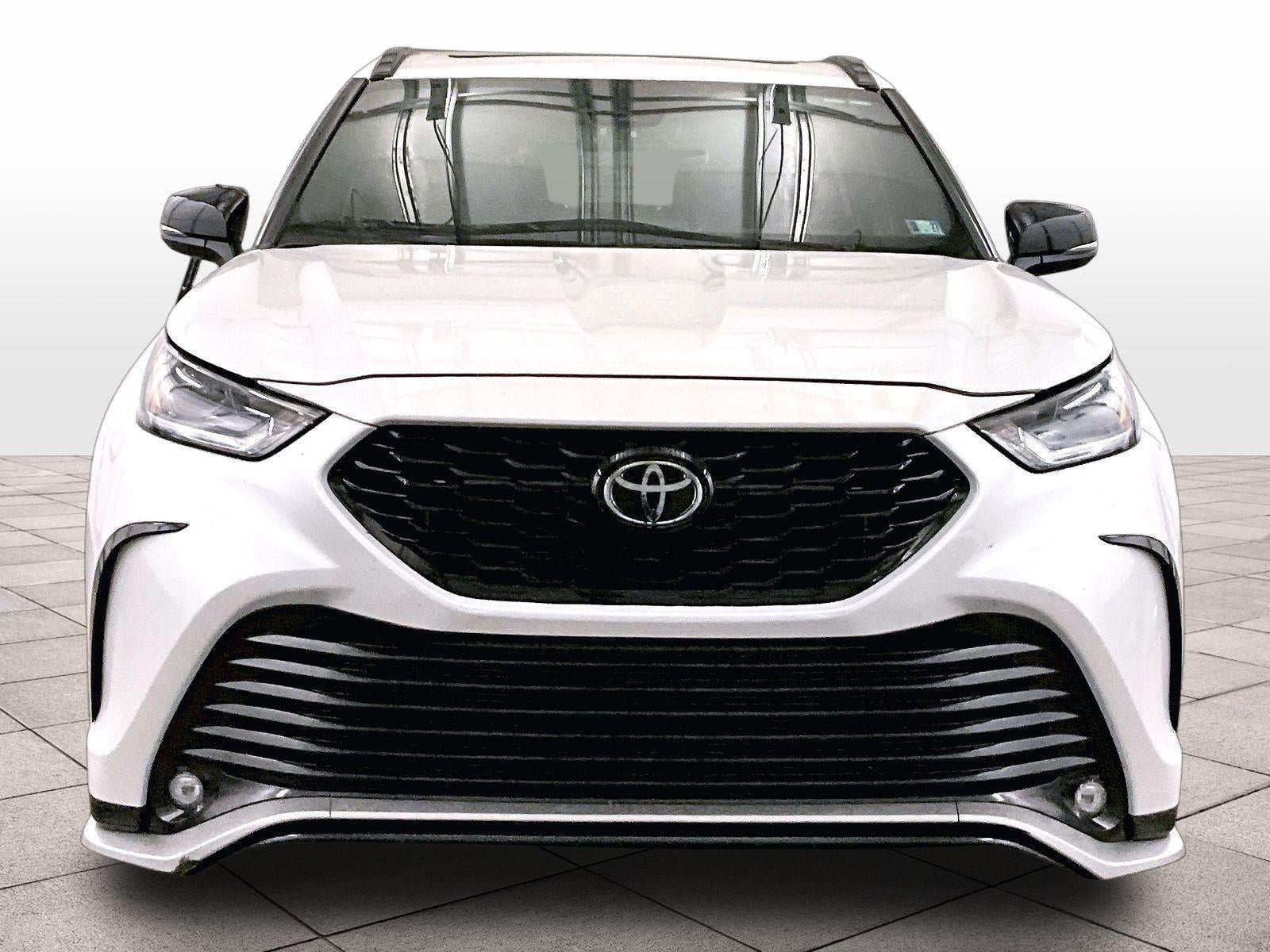 2022 Toyota Highlander XSE
