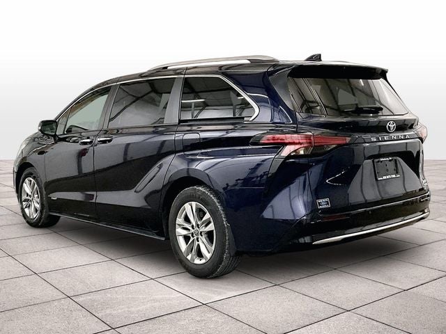 2021 Toyota Sienna Limited 7 Passenger