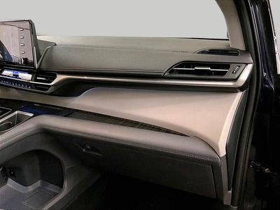 2021 Toyota Sienna Limited 7 Passenger