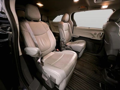 2021 Toyota Sienna Limited 7 Passenger