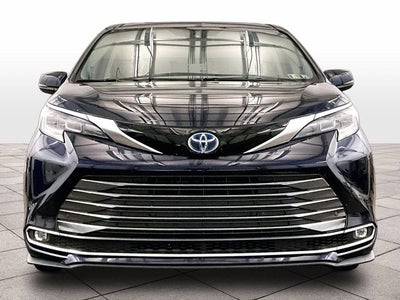 2021 Toyota Sienna Limited 7 Passenger