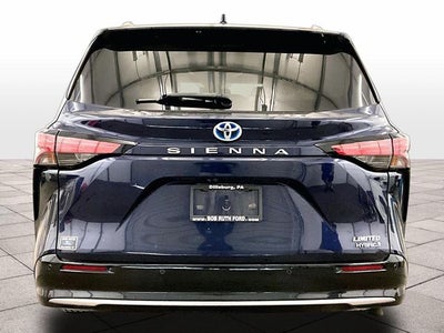 2021 Toyota Sienna Limited 7 Passenger
