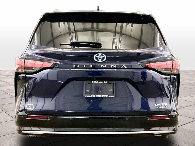 2021 Toyota Sienna Limited 7 Passenger