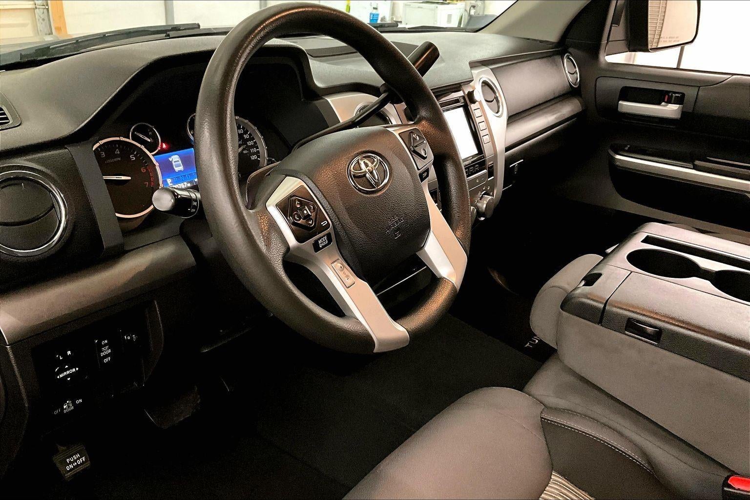 2016 Toyota Tundra Truck SR5