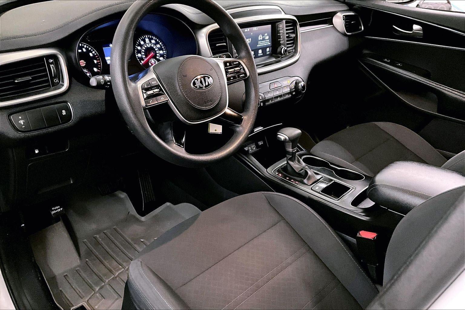 2020 Kia Sorento LX V6