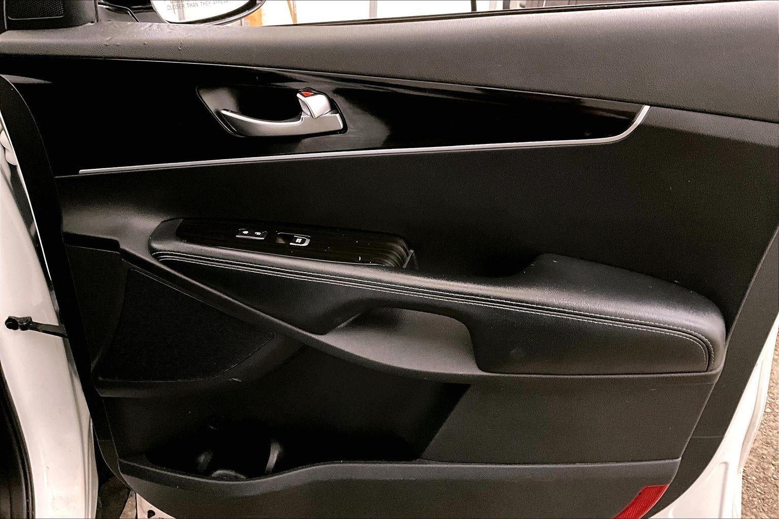 2020 Kia Sorento LX V6