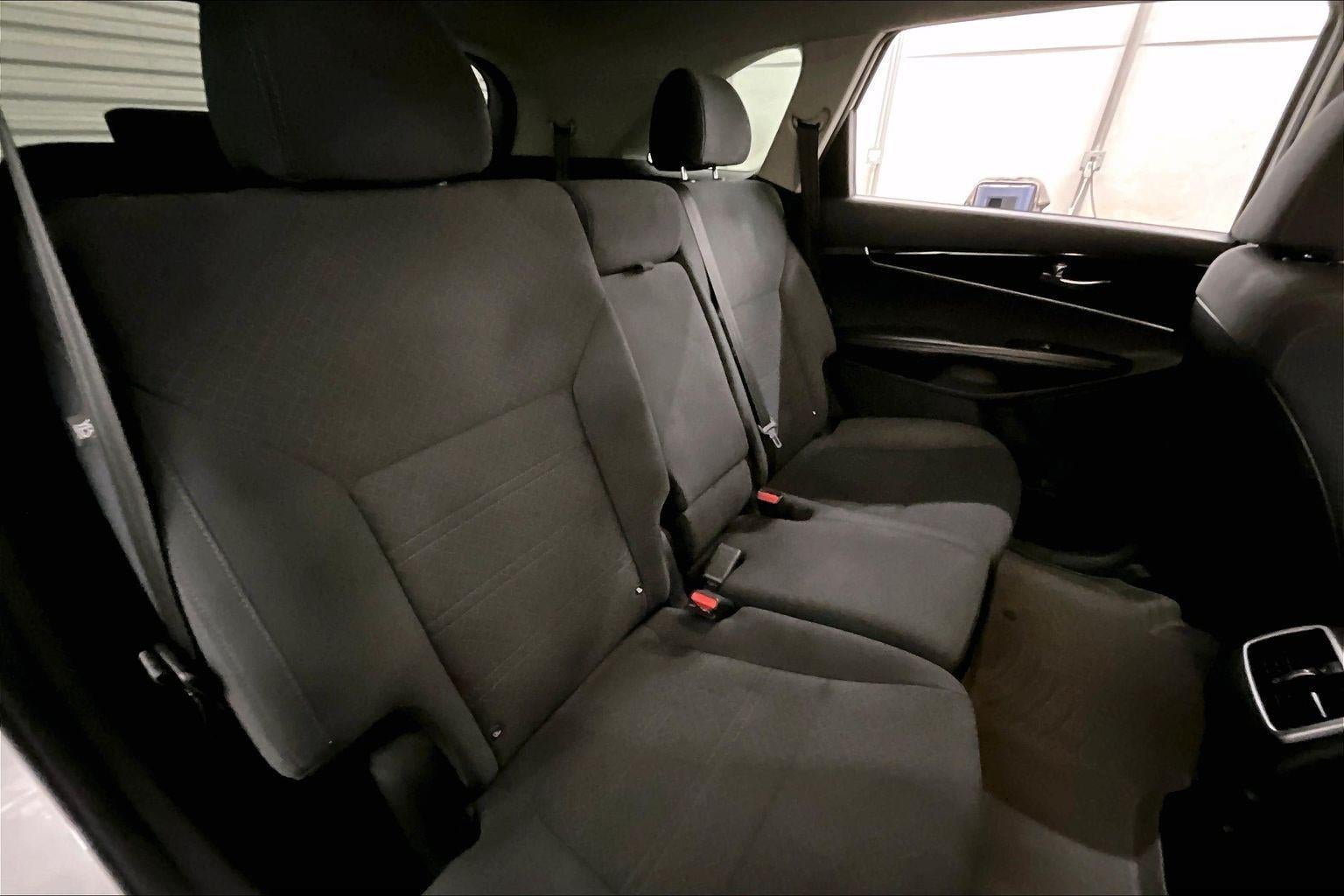 2020 Kia Sorento LX V6