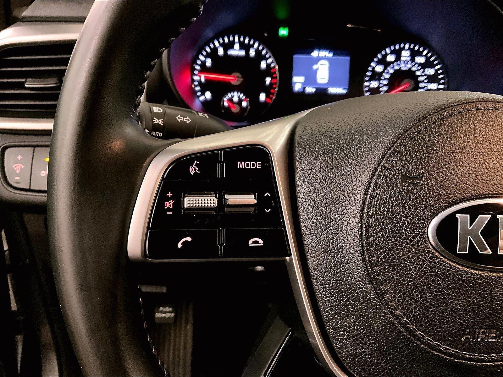 2020 Kia Sorento S V6