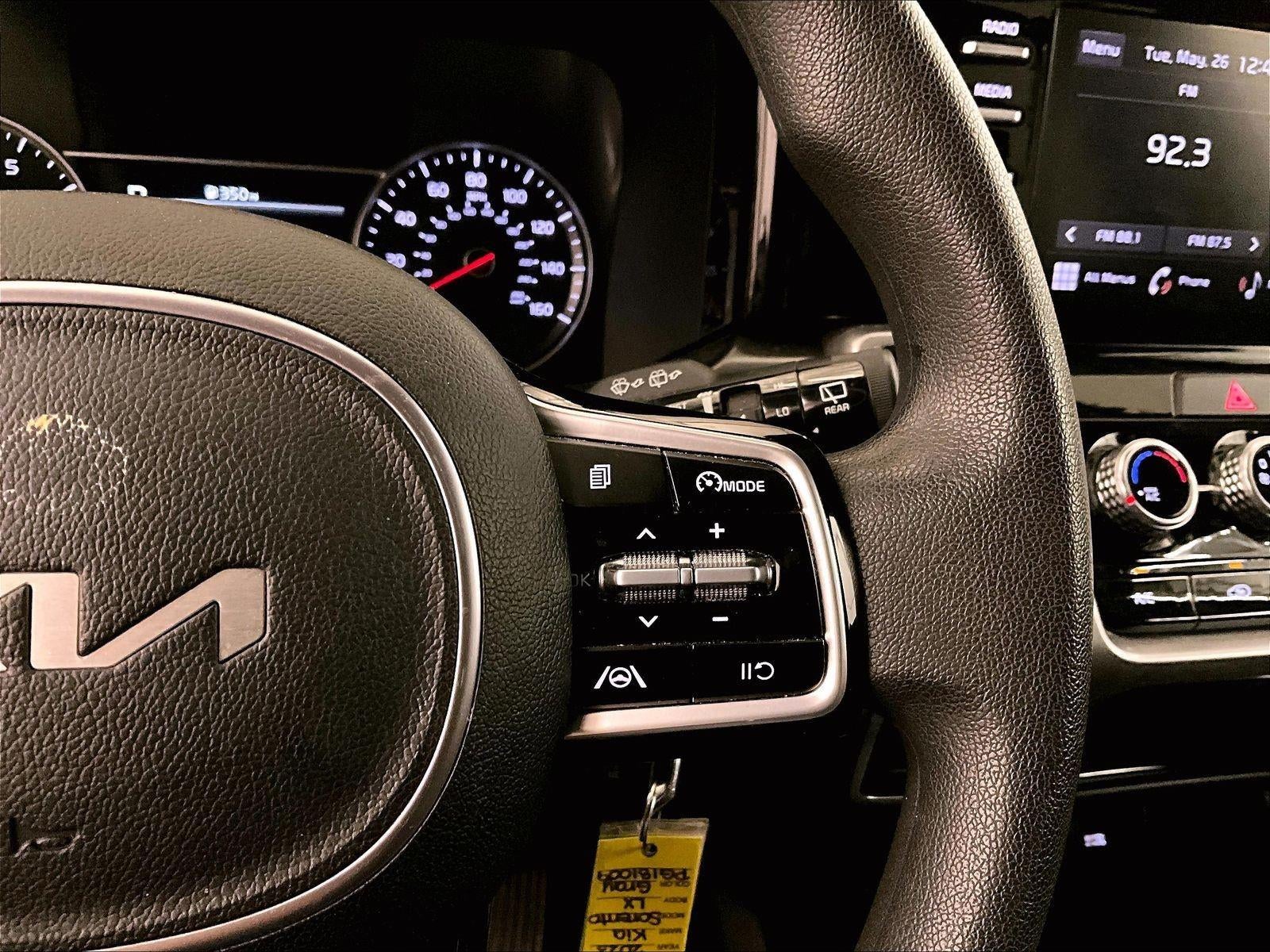 2023 Kia Sorento LX