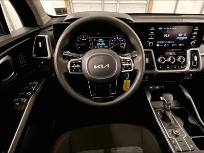 2023 Kia Sorento LX