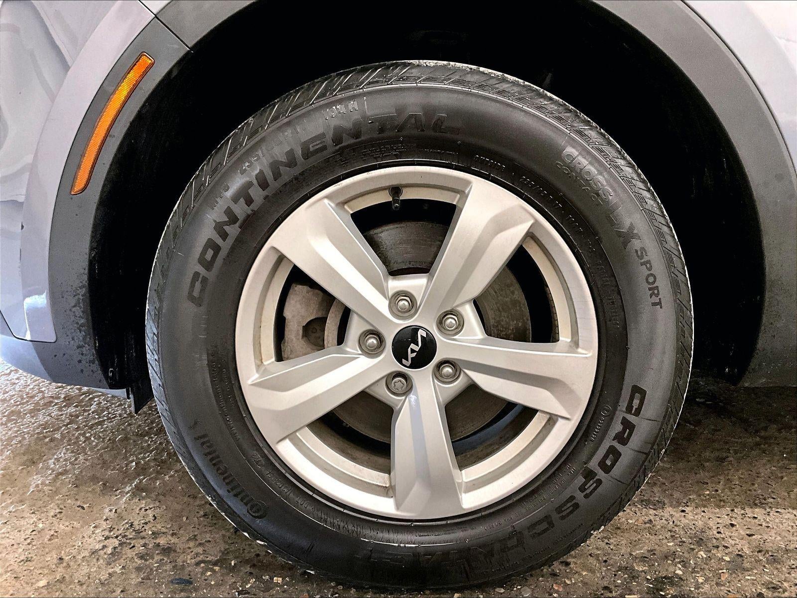 2023 Kia Sorento LX