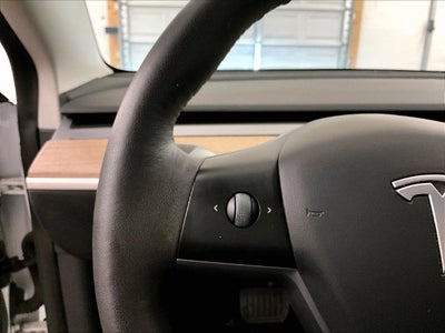 2023 Tesla Model 3 RWD