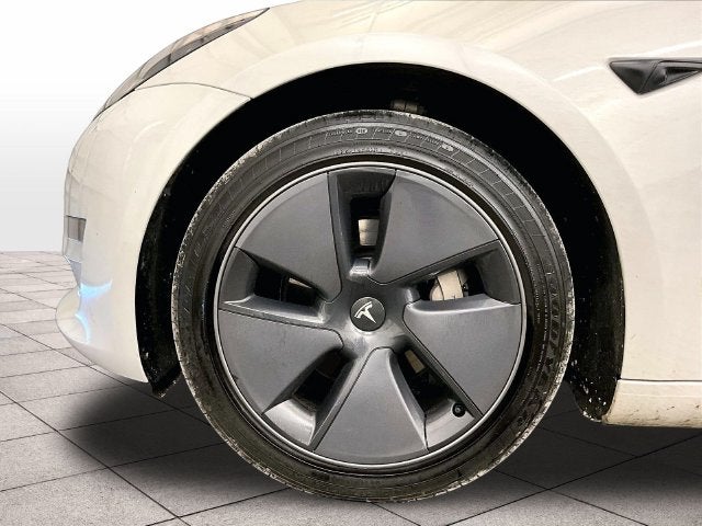 2023 Tesla Model 3 RWD