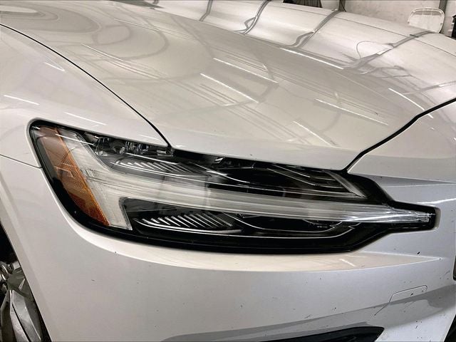 2020 Volvo S60 T6 Momentum