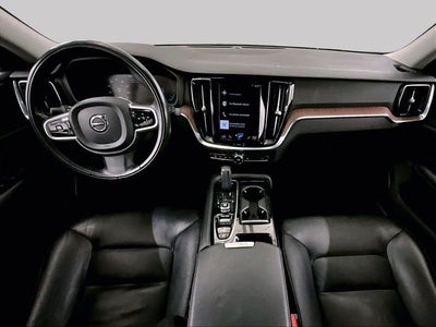 2021 Volvo S60 Recharge Plug-In Hybrid T8 R-Design Expression