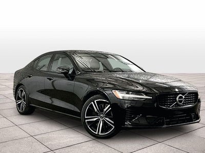 2021 Volvo S60 Recharge Plug-In Hybrid T8 R-Design Expression