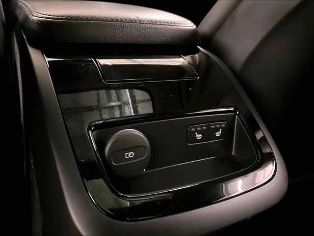 2021 Volvo S60 Recharge Plug-In Hybrid T8 R-Design Expression