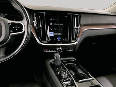 2021 Volvo S60 Recharge Plug-In Hybrid T8 R-Design Expression
