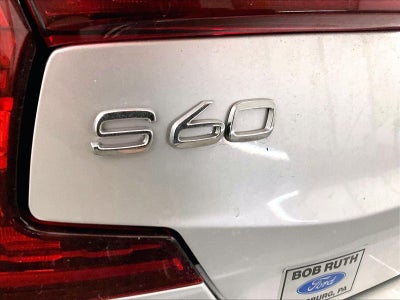 2022 Volvo S60 Momentum