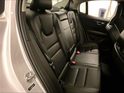 2022 Volvo S60 Momentum