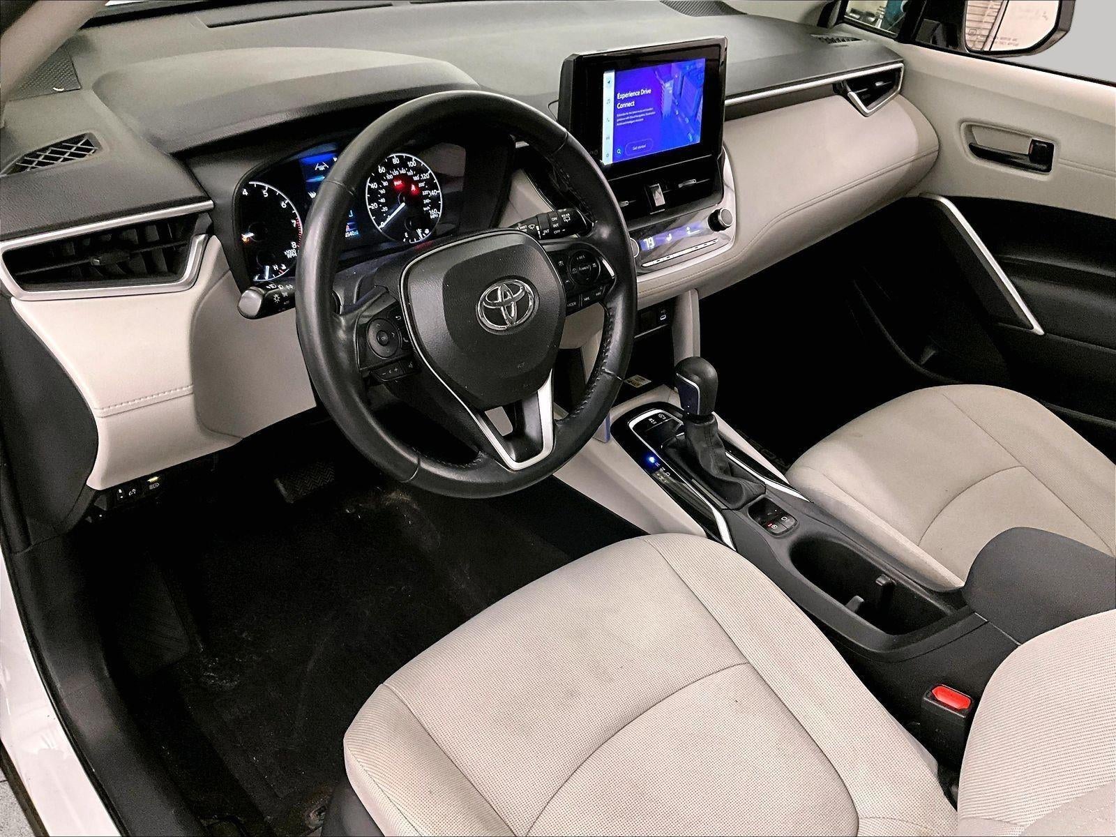 2023 Toyota Corolla Cross LE