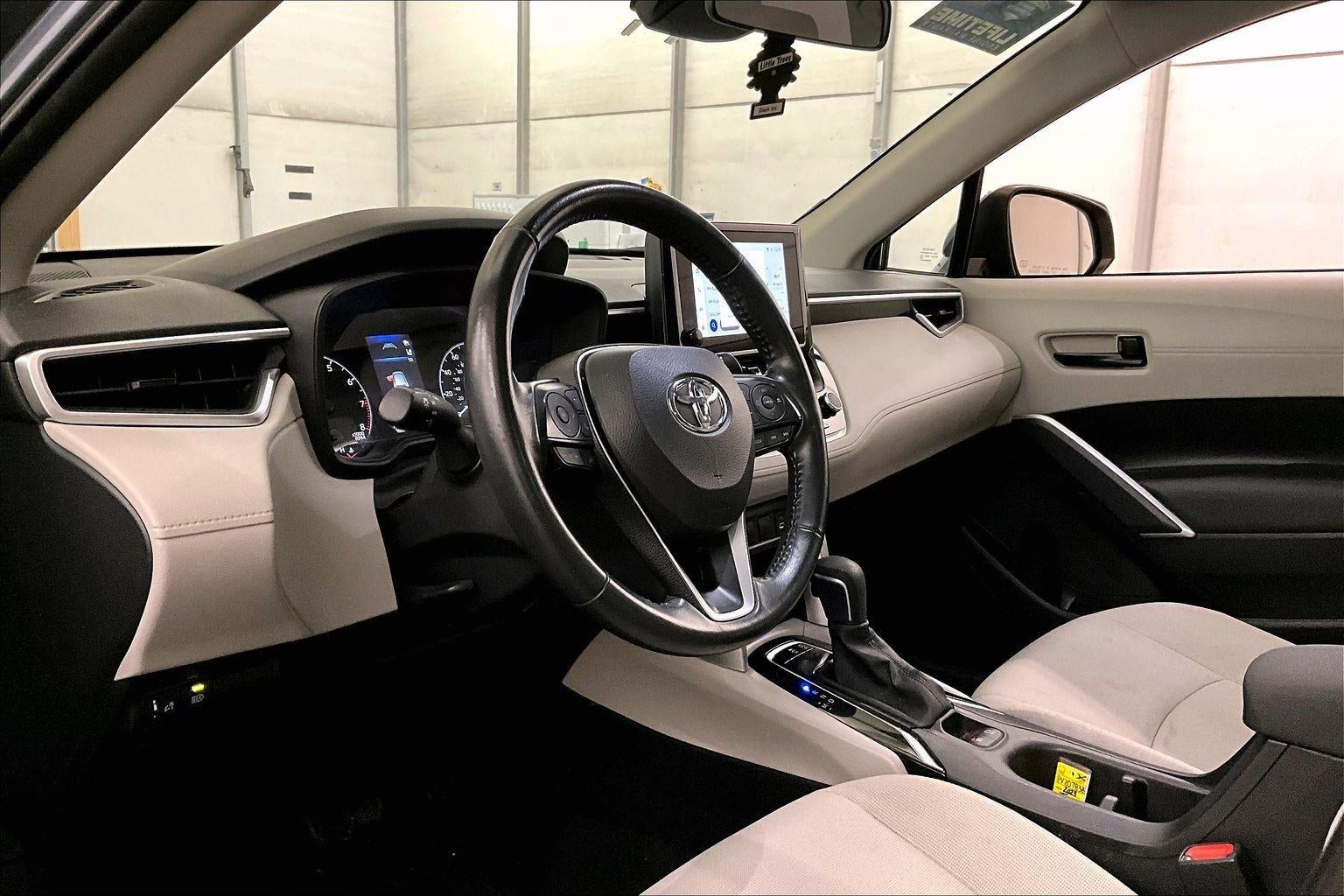 2023 Toyota Corolla Cross LE