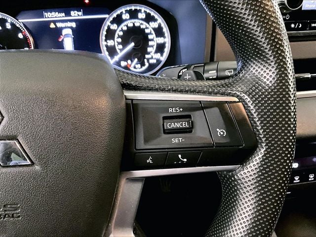 2022 Mitsubishi Outlander ES