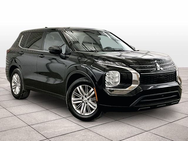 2022 Mitsubishi Outlander ES