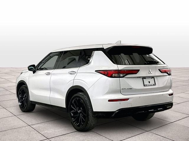 2023 Mitsubishi Outlander SE Black Edition