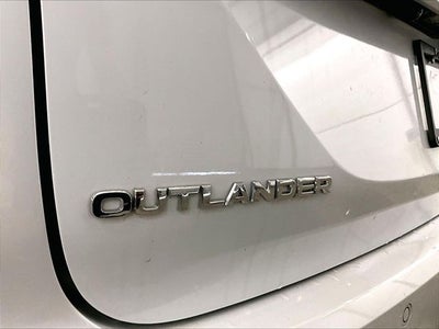 2023 Mitsubishi Outlander SE Black Edition